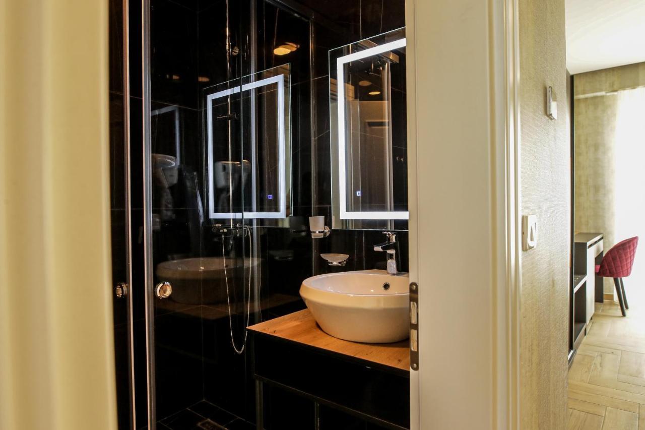 Rozafa Blu Hotel Shëngjin Zewnętrze zdjęcie