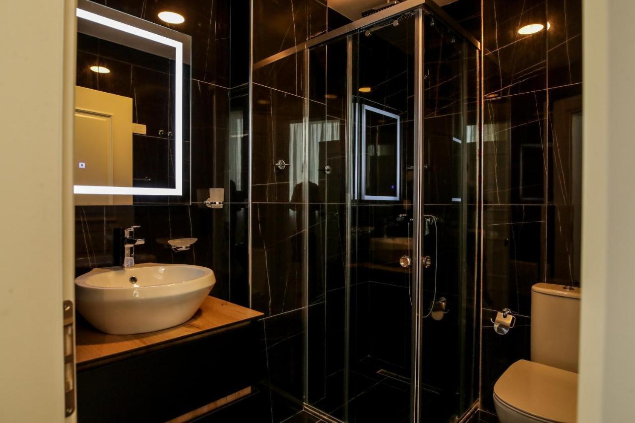 Rozafa Blu Hotel Shëngjin Zewnętrze zdjęcie
